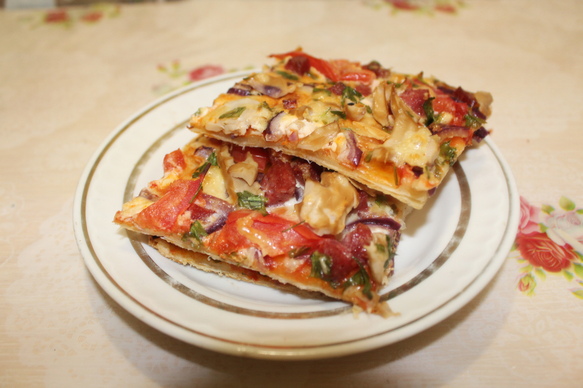 Pizza de casa la cuptor poza