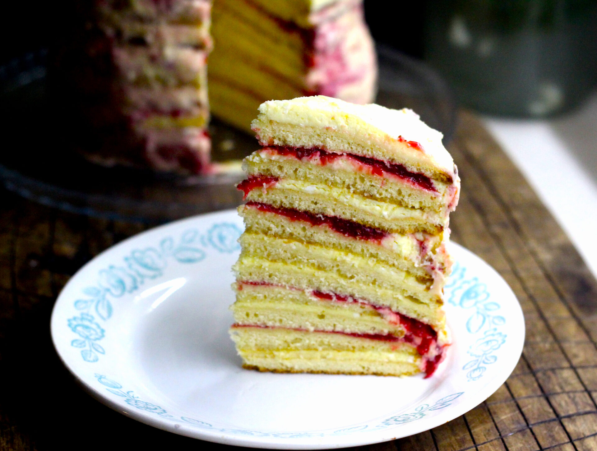 Tort Fetita de Lapte cu capsuni poza