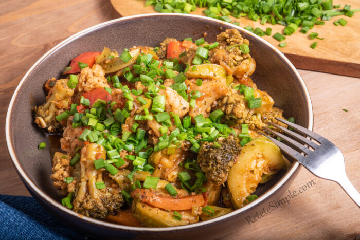 Legume inabusite cu broccoli si conopida poza