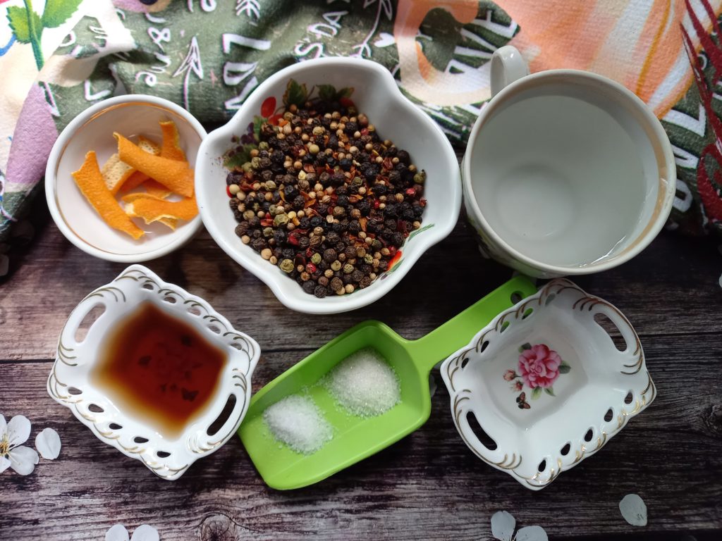 Boabe de piper marinate poza ingrediente