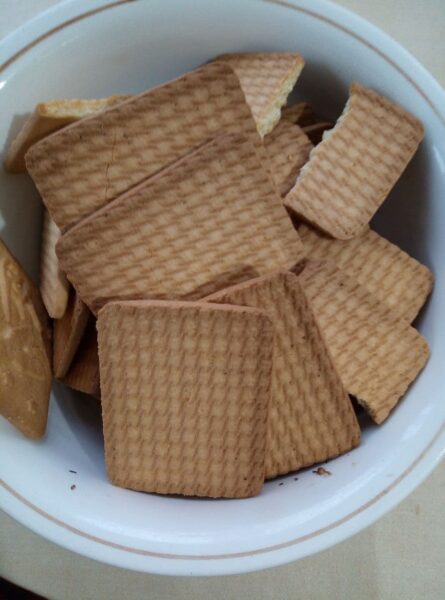 Portie de salam de biscuiti taiata