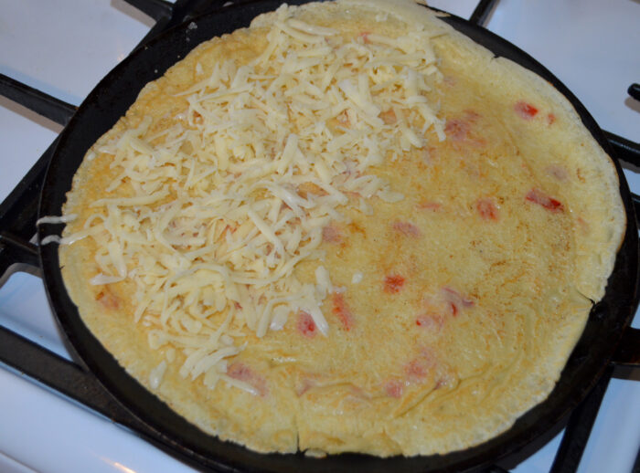 puneti cascavalul ras