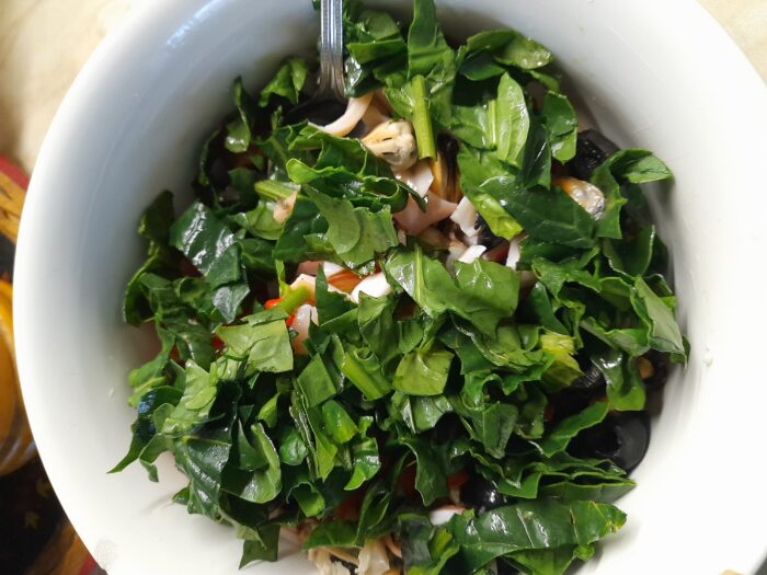 Adaugati salata tocata