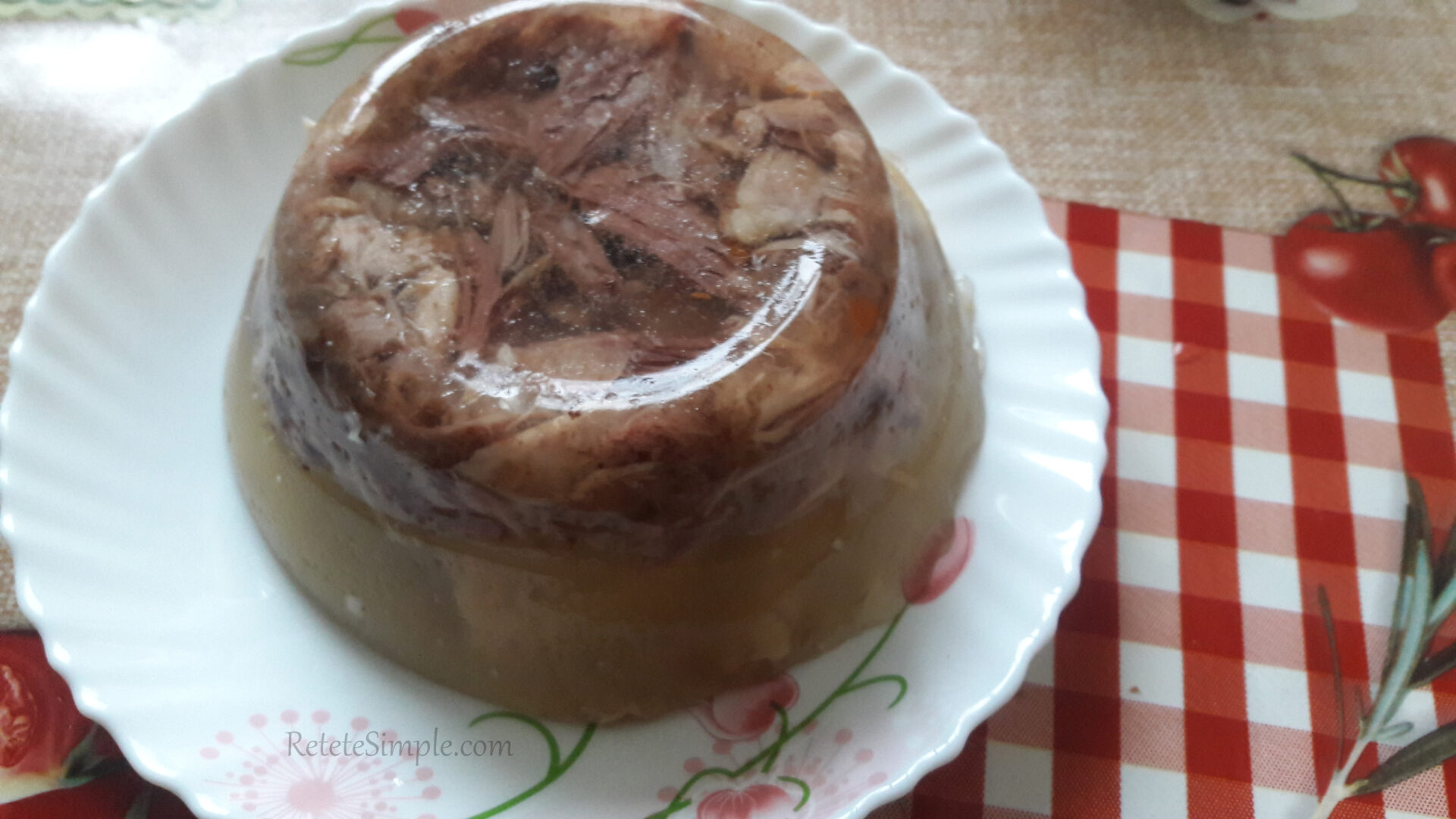 Холодец (Студень) из свинины и курицы фото
