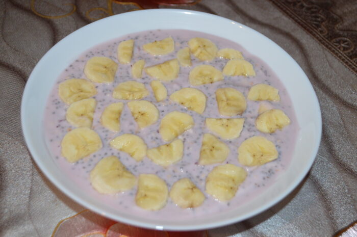 Decorati cu a doua banana taiata
