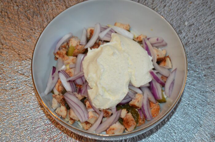 Adaugati in bol iaurtul grecesc
