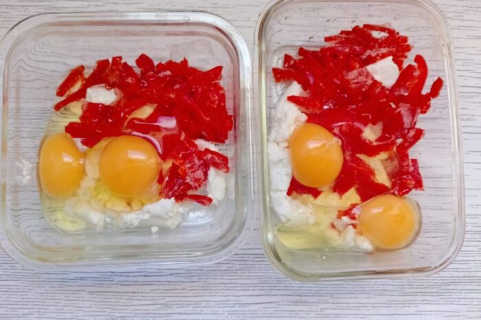 Cascar dos huevos