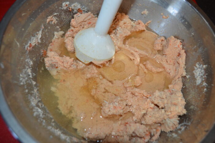 Añade la gelatina hidratada