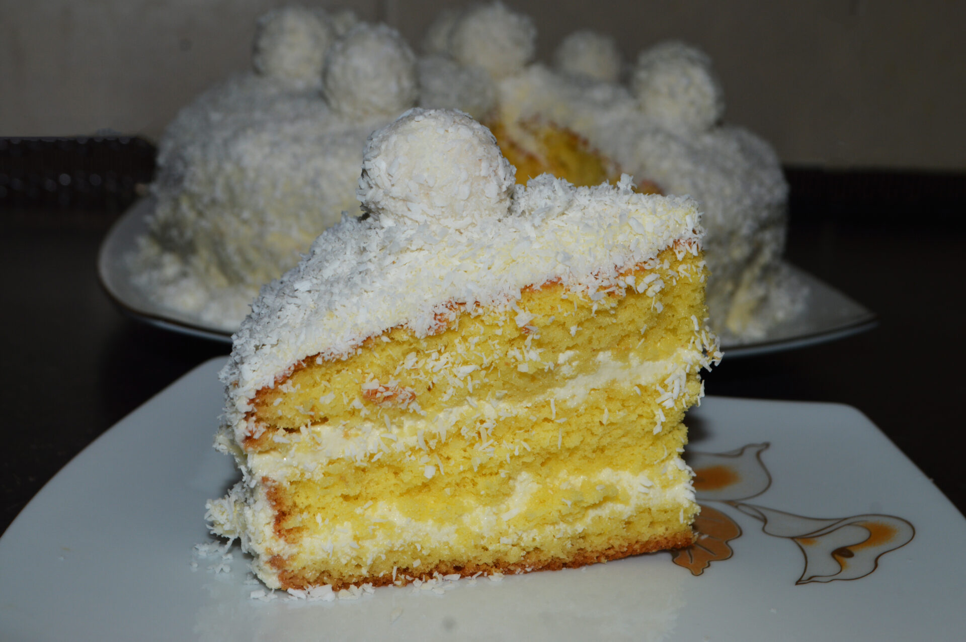 Tarta Raffaello con coco
