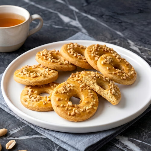 Butter Ring Cookies with Peanuts