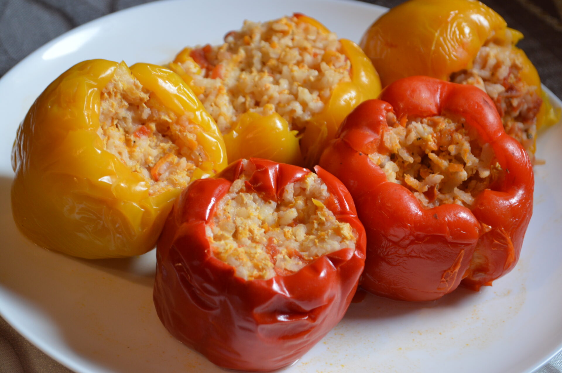 Stuffed Bell Peppers with Ground Meat and Rice