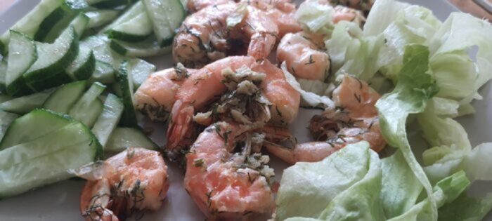 Close‑up of juicy garlic roasted shrimp ready to be served