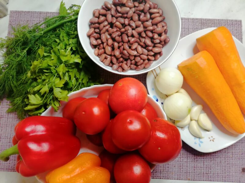 На зиму с фасолью и овощами
