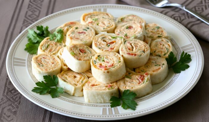 Chicken Enchilada Roll Ups